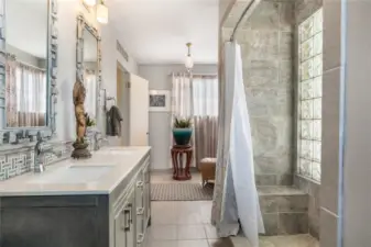 Upper Level Spacious Bathroom