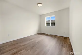 2nd Guest bedroom