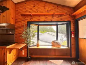Built-in window bench off dinning room.