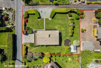 Property lines are approximate.