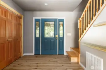Oversizes front door entry with coat closet
