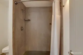 Shop Apartment shower