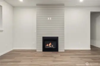 Disclaimer Secondary photos of same floor plan on a different lot in the community: Photos are from another Biscayne, finishes, upgrades, and features may vary.