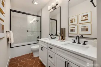 Home is still in construction. These photos do not exactly represent the final home.