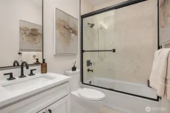 Home is still in construction. These photos do not exactly represent the final home.