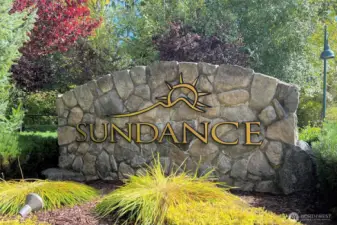 Convenient Redmond Ridge location in 55+ Sundance Glen!