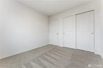 All images may vary. Photos are from previously built home. Photos may include upgrades/furnishings not included in base price.