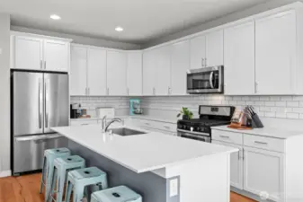 Subway tile backsplash.
