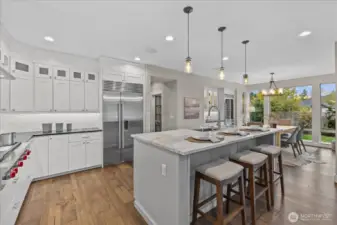 YOU'LL LOVE ENTERTAINING IN THIS GORGEOUS SPACE!