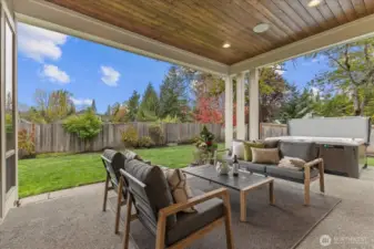 TELL EVERYONE NOT TO FORGET THEIR SUITS!