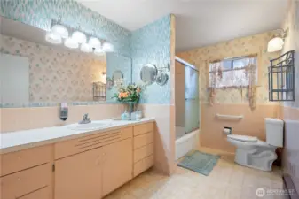 Spacious primary bath with roomy counters