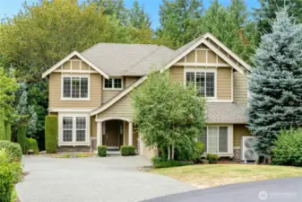 A Gorgeous home backing into a green belt