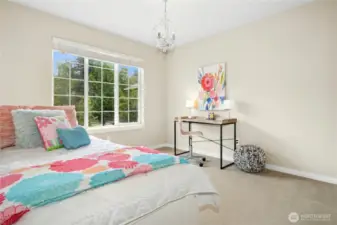 5th Bedroom on the upper floor