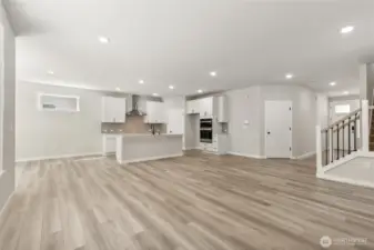 Disclaimer Secondary photos of same floor plan on different lot in different community: Photos are from another Luna, finishes, upgrades, and features may vary.