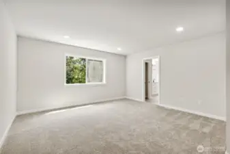 Disclaimer Secondary photos of same floor plan on different lot in different community: Photos are from another Luna, finishes, upgrades, and features may vary.