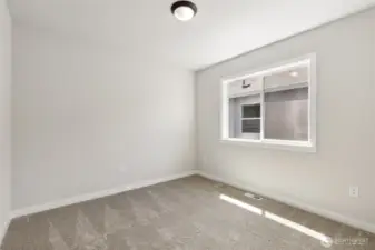 Disclaimer Secondary photos of same floor plan on different lot in different community: Photos are from another Luna, finishes, upgrades, and features may vary.