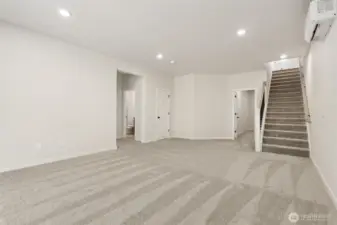 Disclaimer Secondary photos of same floor plan on different lot in different community: Photos are from another Luna, finishes, upgrades, and features may vary.