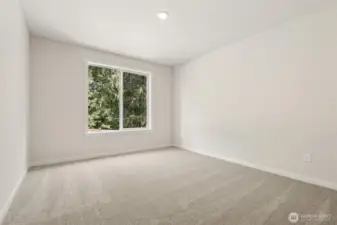 Disclaimer Secondary photos of same floor plan on different lot in different community: Photos are from another Luna, finishes, upgrades, and features may vary.