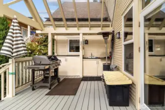 Common house BBQ deck