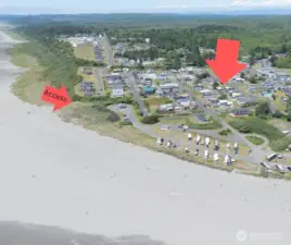 The beach access is easy!  Choose the access at the end of Central Ave or head south and go through the State Park.