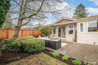 Expand your dining experience outdoors!