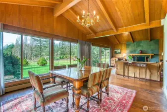 The views continue into the living room.