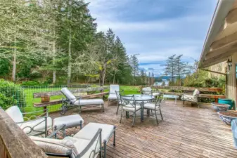 Large deck to enjoy the views.