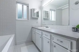 Light, bright, clean and ready for you!