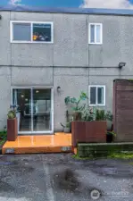 Easy parking right in front of the unit!