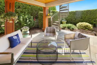 Outdoor living space