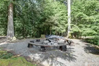 Fire pit area - fun spot for entertaining