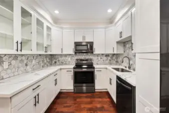 Second full kitchen on lower level