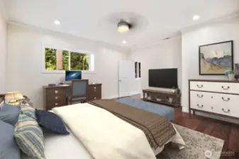 Virtual Stage: This spacious room offers ample flexibility to function comfortably as a bedroom with room to spare. Whether you need space for a sitting area, home office, or additional storage, the layout easily accommodates it. It's a versatile retreat that can be tailored to fit your lifestyle.