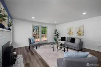 LR with French doors to amazing deck!