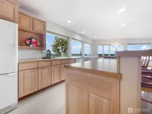 Main kitchen