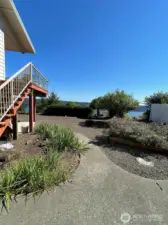 view in between house and detached garage