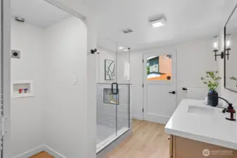 Access to the backyard
