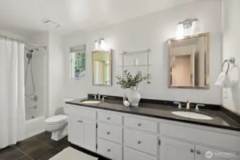 2nd Bathroom