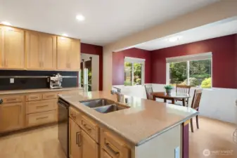 Dining area adjacent to the kitchen