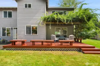 Great deck for entertaining.