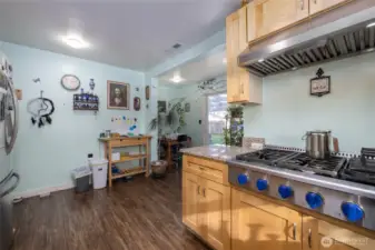 Looking back toward the eating nook and slider to the back patio