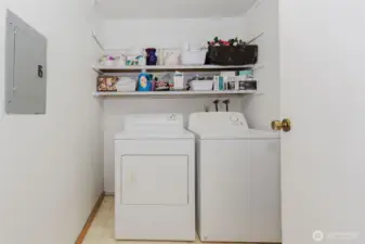 Extra-Large Laundry Room