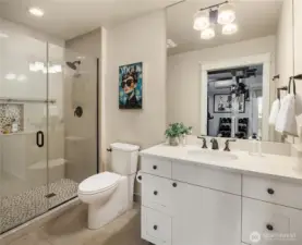 Ensuite Bathroom for 5th  Secondary Bedroom or Gym