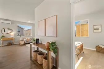 Photographs are for illustrative purposes only. Features, finishes, interior/exterior colors, landscaping and floorplan shown may vary from actual homes built