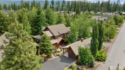 This is an ideal property for personal enjoyment or a premium vacation rental.