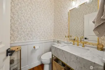 Gorgeous Powder Room