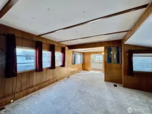 Looking towards kitchen.