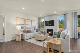 Disclaimer Secondary photos of same floor plan on different lot in different community: Photos are from another Aurora, finishes, upgrades, and features may vary.