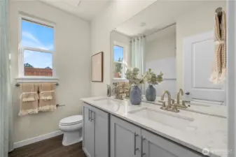 Disclaimer Secondary photos of same floor plan on different lot in different community: Photos are from another Aurora, finishes, upgrades, and features may vary.