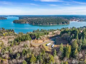 Overlooking the Puget Sound!